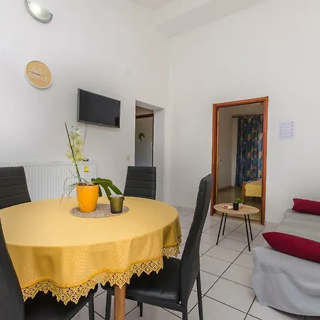 Apartment Julija Vodice